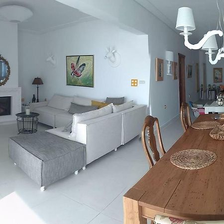Loutraki Μοναδικής Θέσης Διαμέρισμα Στη Θάλασσα Екстериор снимка