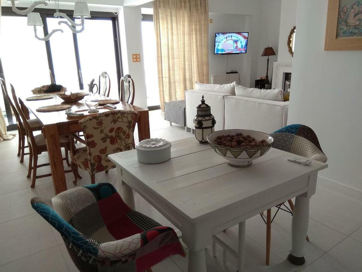 Loutraki Μοναδικής Θέσης Διαμέρισμα Στη Θάλασσα Екстериор снимка